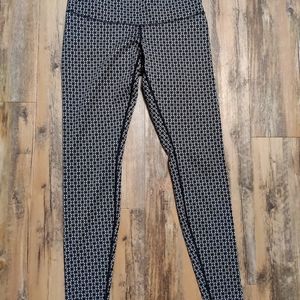 Lululemon Wunder Under geometric leggings